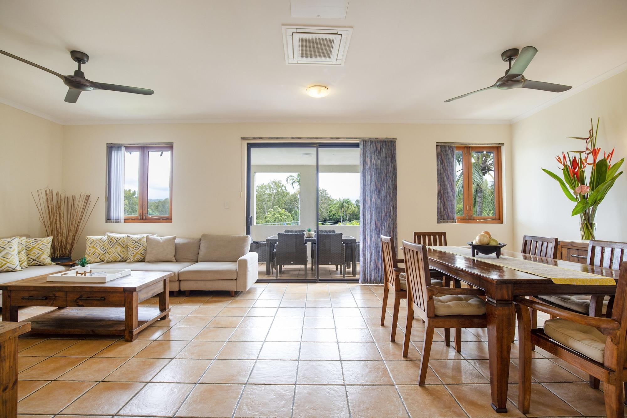 The Mediterranean Port Douglas Exterior foto